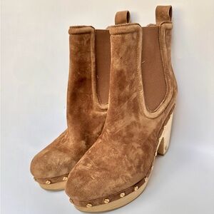 NWOT Veronica Beard "Decker" suede booties